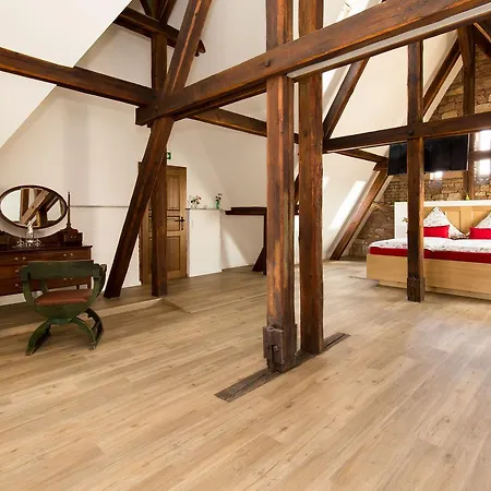 Altes Amtsgericht 3* Oppenheim